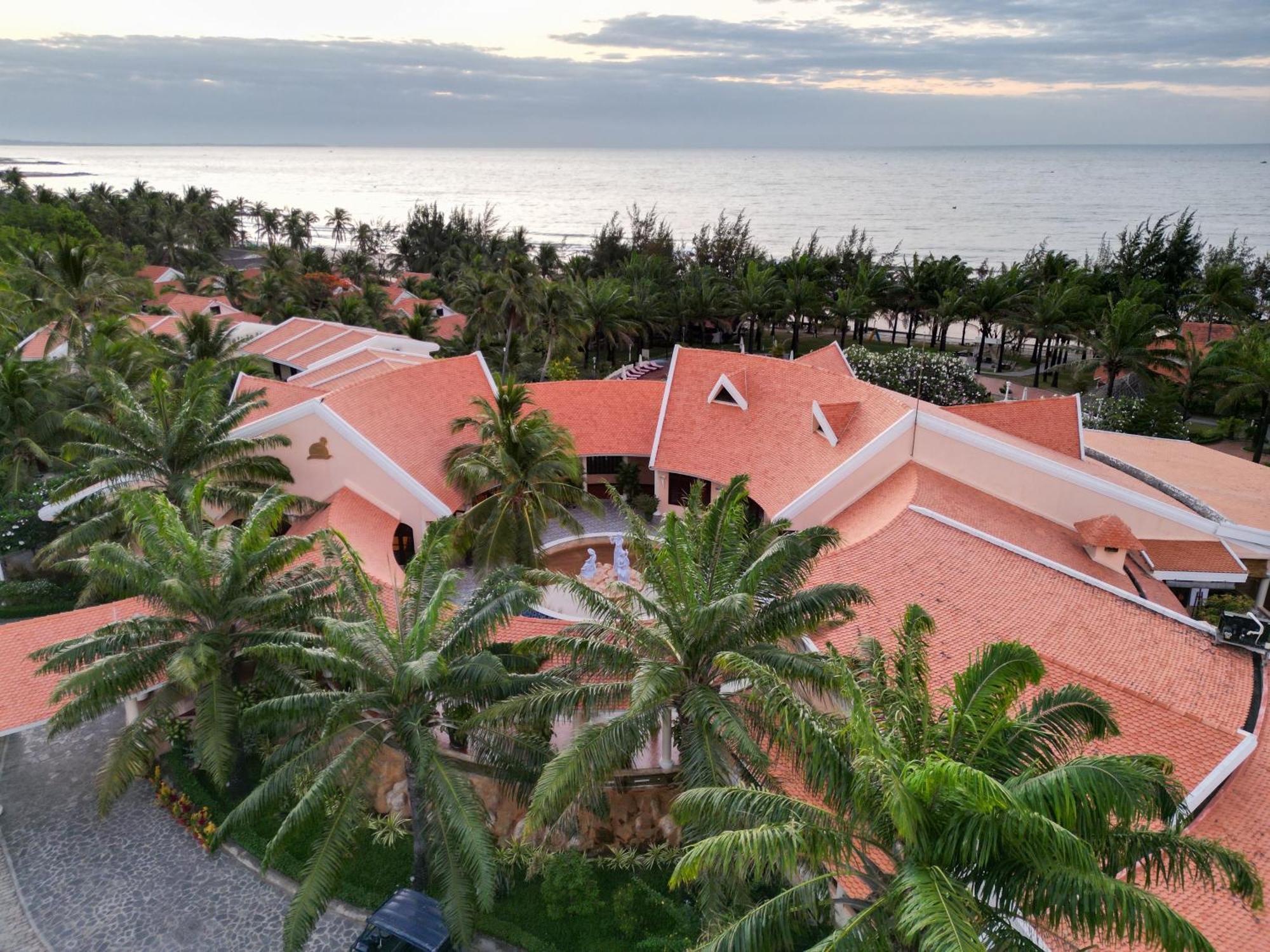 Phu Hai Beach Resort & Spa Phan Thiết Esterno foto
